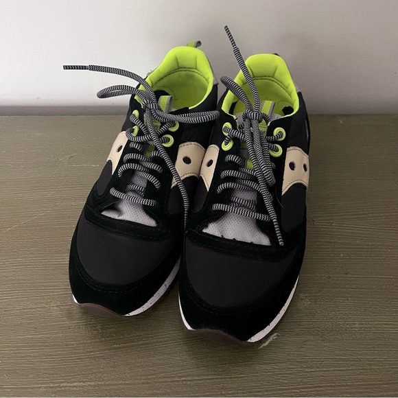 Saucony Jazz 81 Black and Lime Green Sneakers Sporty Casual Athletic Shoes - Picture 9 of 12